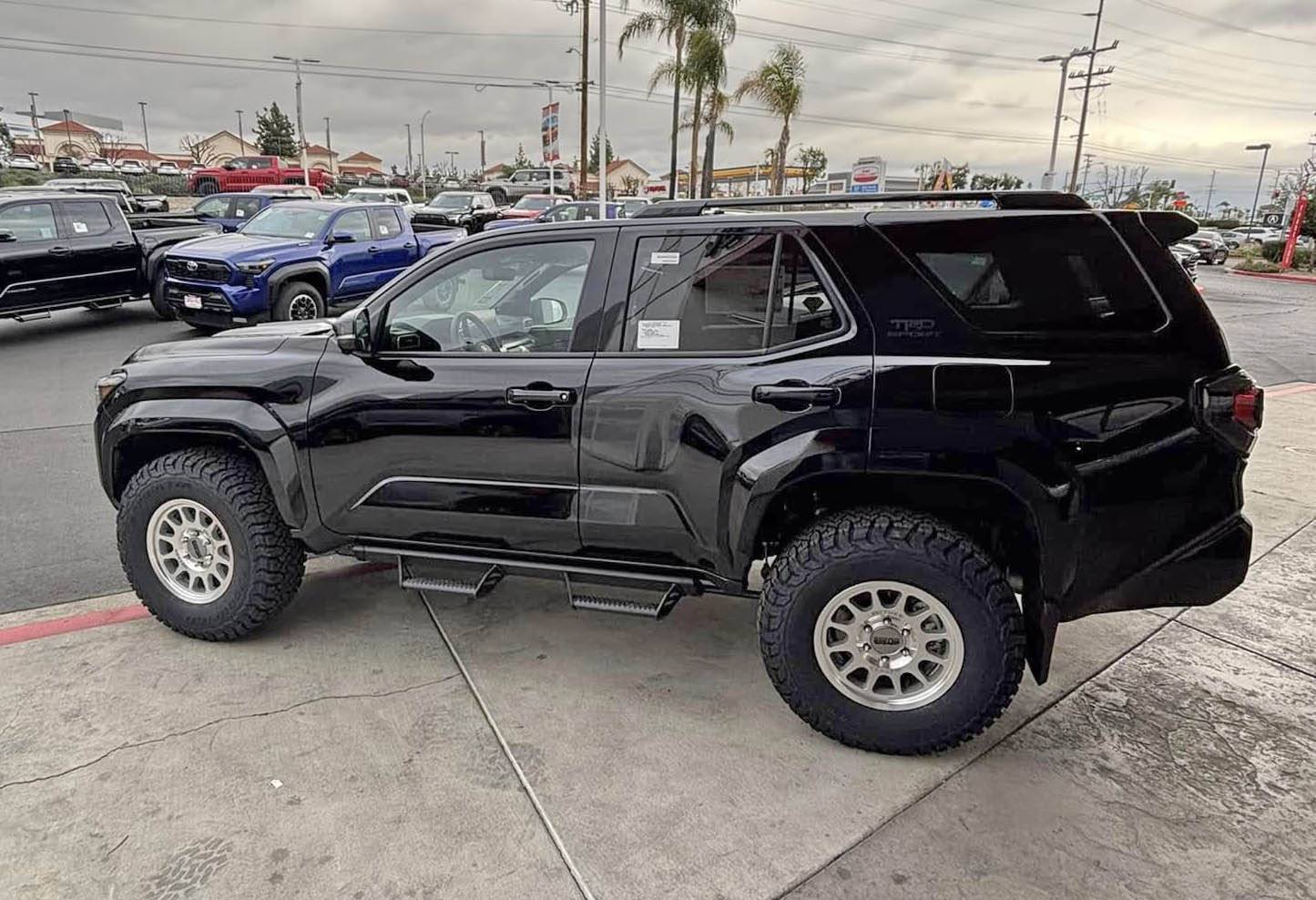 2025 4runner 6th gen Aftermarket Wheels, Bigger Tires, Lift Kits (Compilation) for 2025+ 4Runner 6th Gen -- Add Yours! Black TRD Sport 2025 4Runner on Elevate Level Kit, 17%22 Method Wheels, 285:75R17 BFG KO3 tire