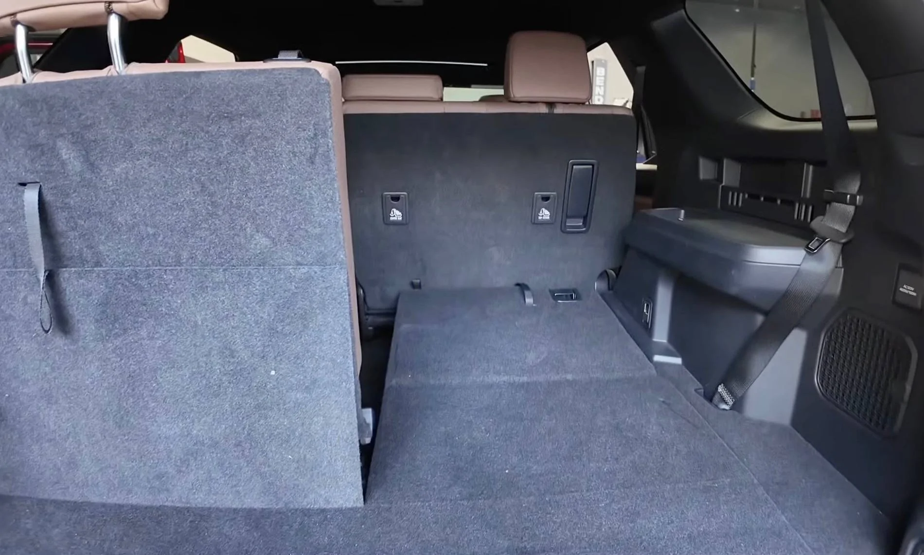 2025 4runner 6th gen SR5 optional third row or mandatory in Canada? -dimensions-cargo-space-limited-trim-2025-4run-jpg