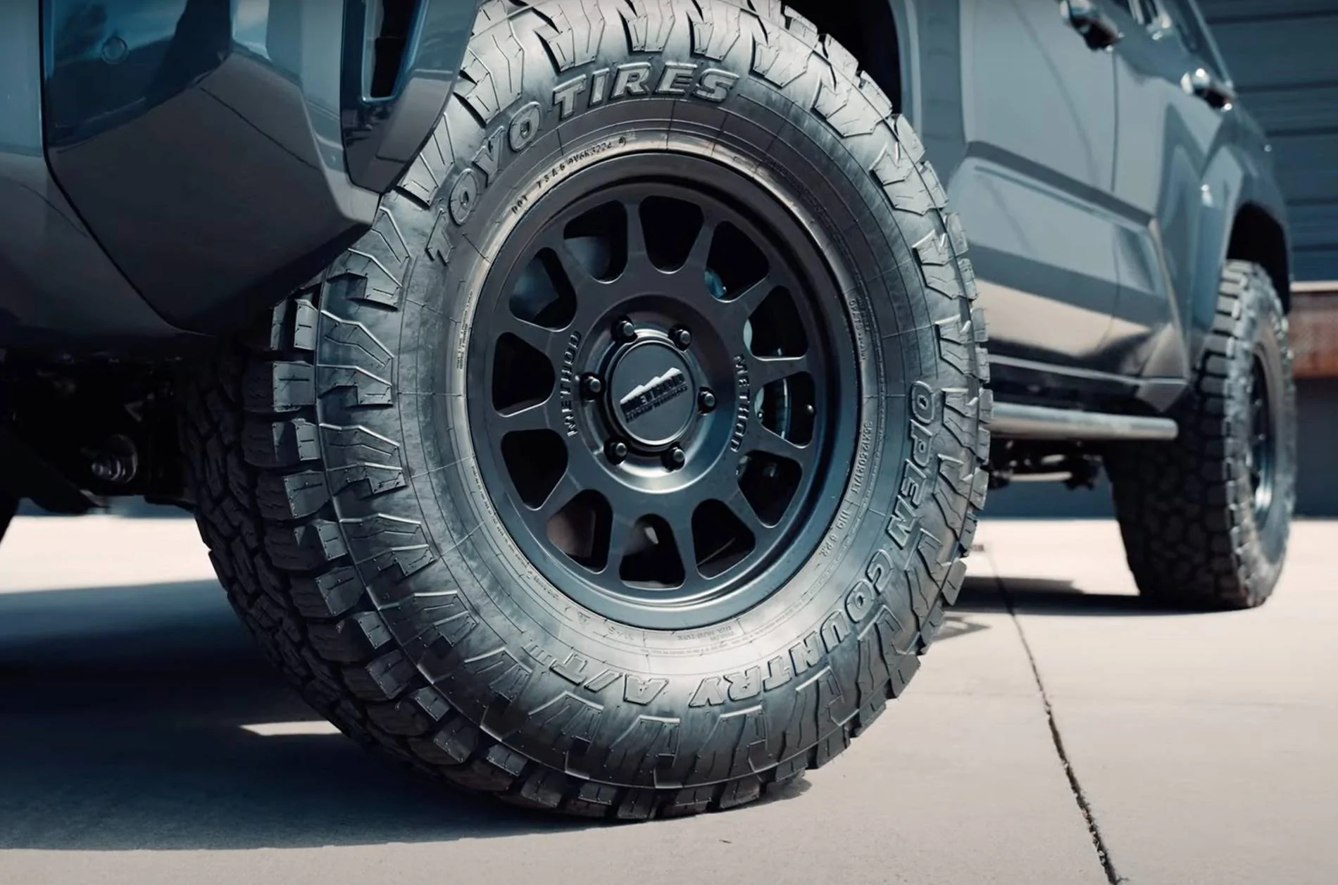 2025 4runner 6th gen UNDERGROUND Photos 4Runner 6th Gen (2025+) 35%22 Toyo Open Country AT3 tires 703 wheels 17%22 1