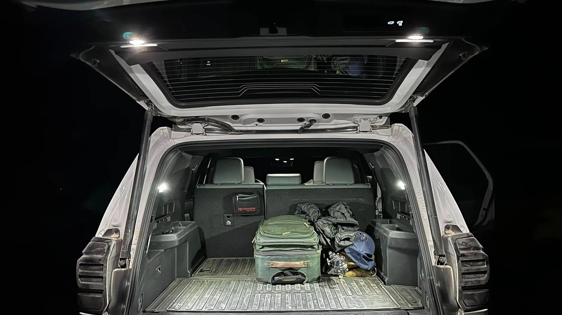 2025 Toyota 4runner Difference between LED Liftgate Light and Rear Cargo Lamp? LED Liftgate Light and Rear Cargo Lamp Lights