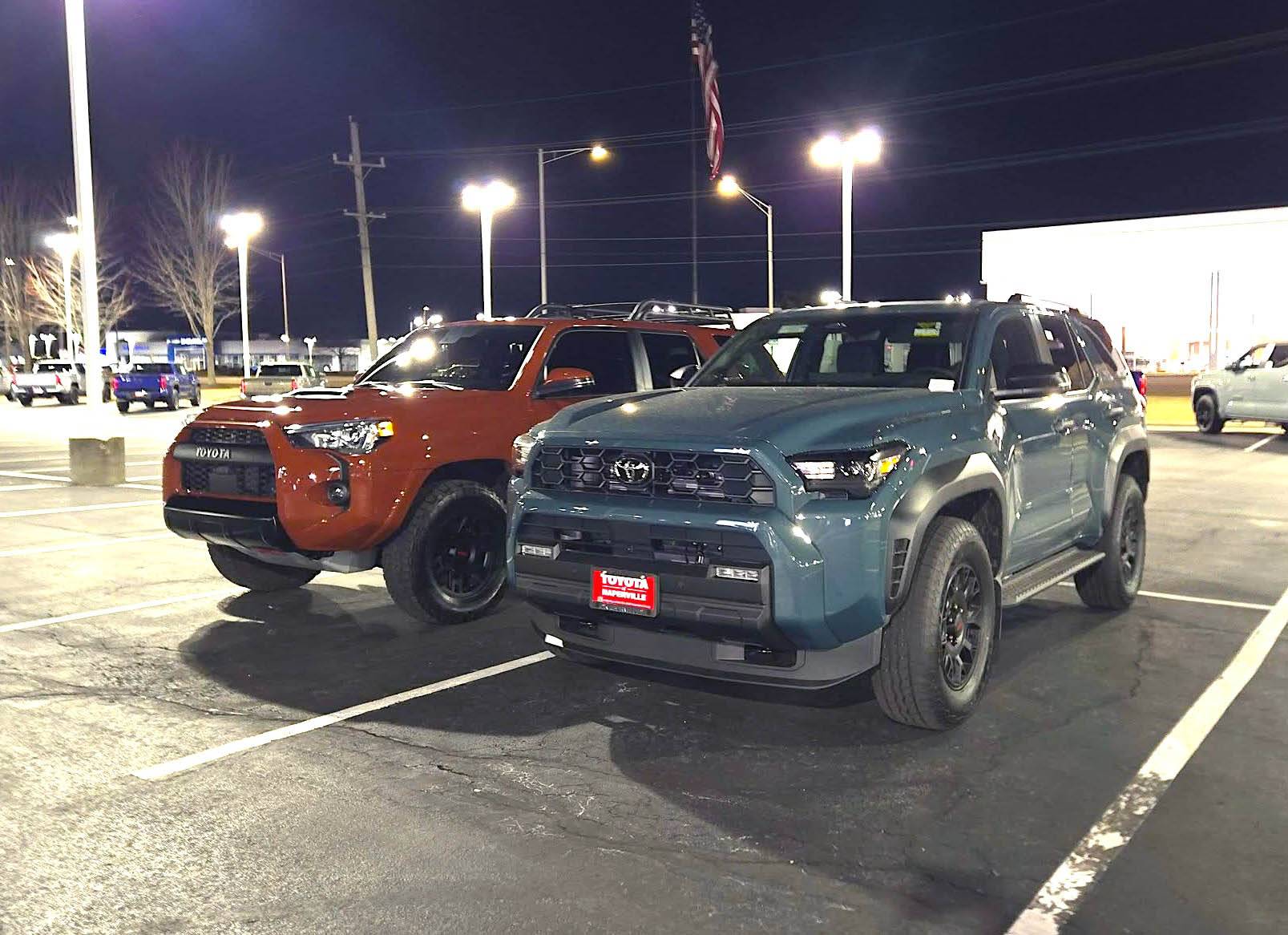 2025 4runner 6th gen 5th vs. 6th gen 4Runner side by side in dealer lot 5th vs. 6th gen 4Runner side by side in dealer lot 1