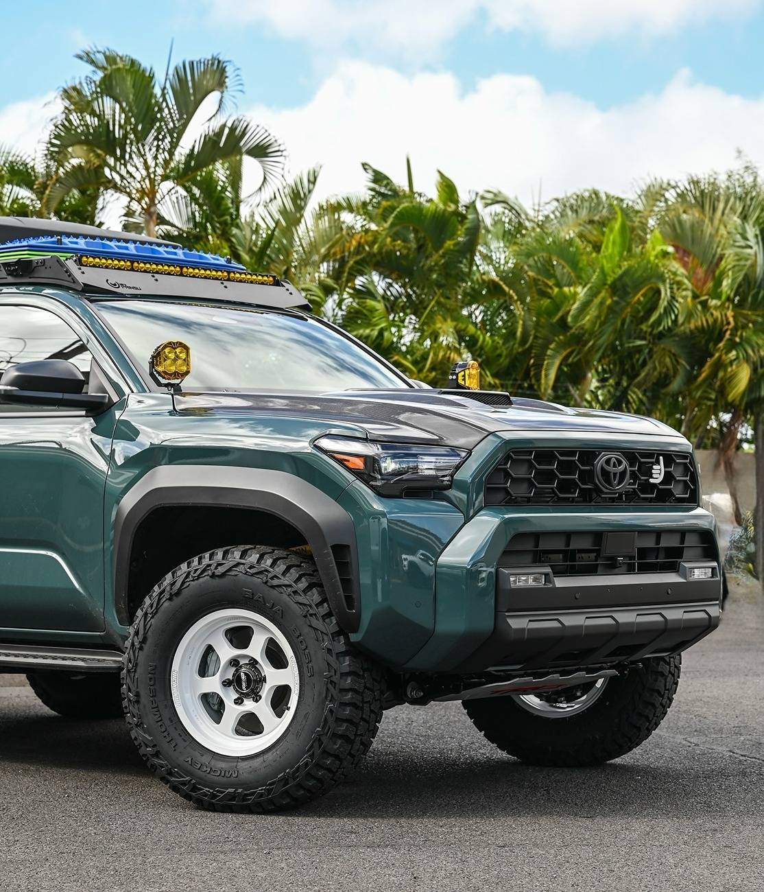 2025 4runner 6th gen EVEREST Photos 4Runner 6th Gen (2025+) White Aftermarket Wheels + 35's on Everest 2025 4Runner TRD Off-Road 6th Gen Build 3