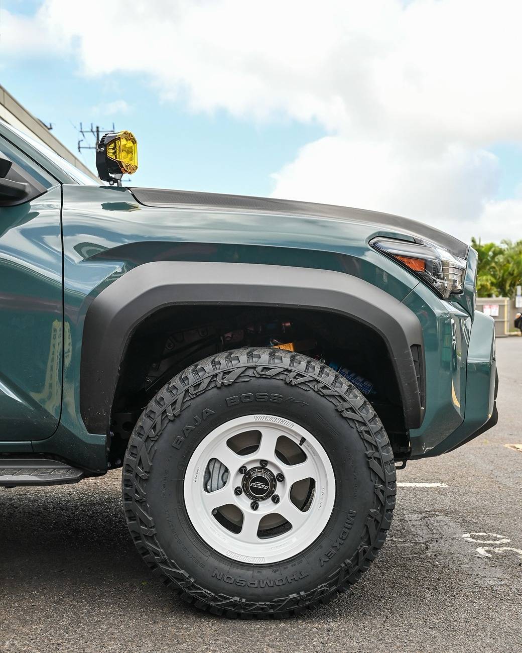2025 4runner 6th gen EVEREST Photos 4Runner 6th Gen (2025+) White Aftermarket Wheels + 35's on Everest 2025 4Runner TRD Off-Road 6th Gen Build 2
