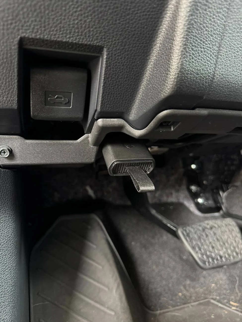 2025 4runner 6th gen Disabling Engine Sound Enhancement (ESE) + other customizations using Carista IMG_1425