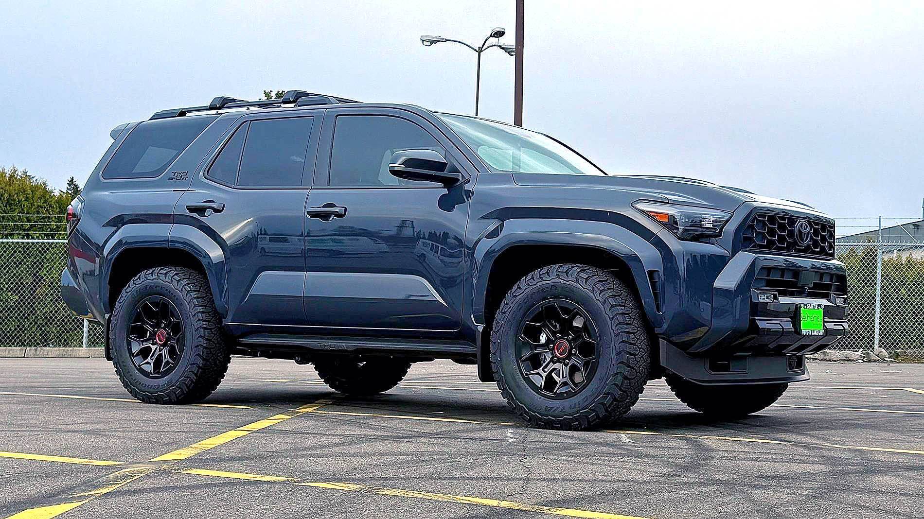 2025 Toyota 4runner Sliders, Rails, Steps - measurements and fitment TRD Sport Premium - Underground - K03 Tires - P275_70_R18 - OEM TRD Pro Snowflake 18_ Wheels