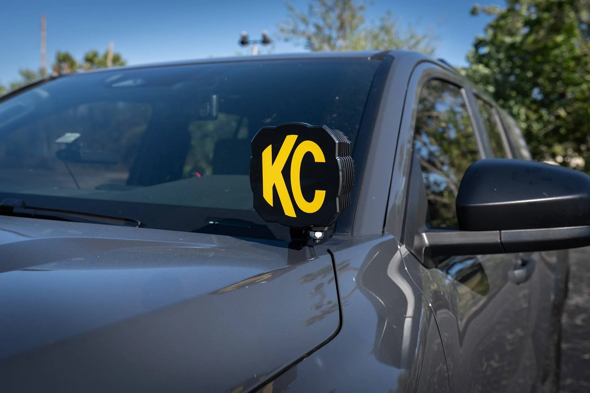 2025 4runner 6th gen KC HiLiTES Ditch Lights Installed (Era 4) DSC09946