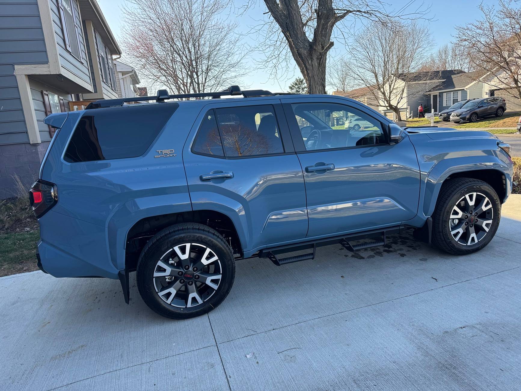 2025 4runner 6th gen Predator running board steps are too short lengths-wise in the rear IMG_6433