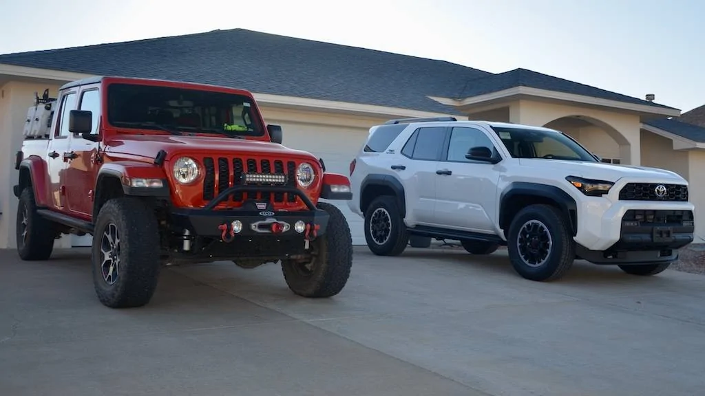 2025 4runner 6th gen '25 4Runner versus '25 Wrangler for long roadtrips and offroading 4RandGladiator