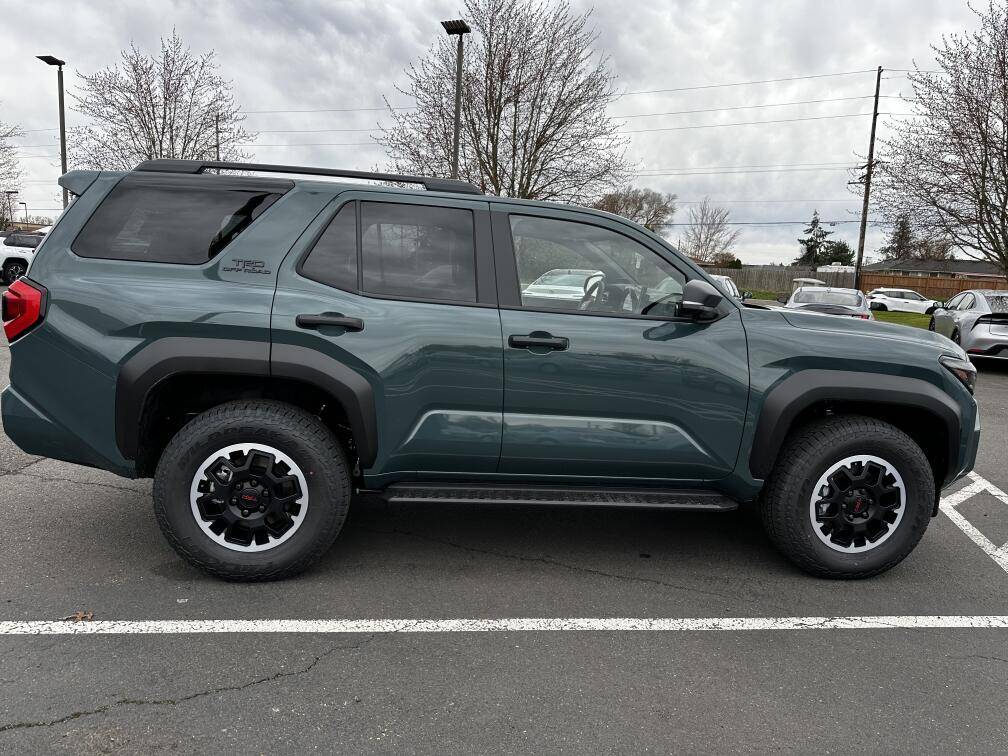 2025 4runner 6th gen 4Runner 6th Gen OWNERS Registry List & Stats [Add Yours]! 📊 4runner side