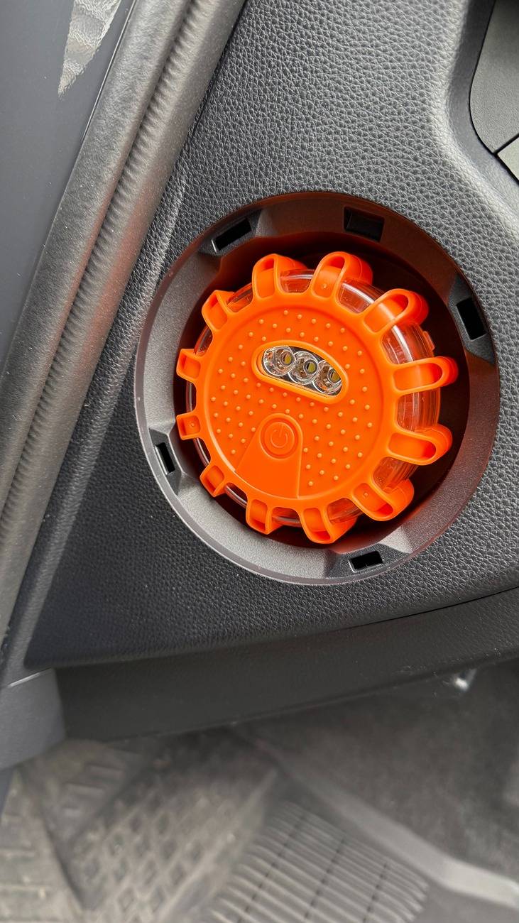 2025 4runner 6th gen $10 LED light alternative to Toyota LED Lantern (for side storage dash compartment) - VIDEO added LED_LANTERN_INSTALLED