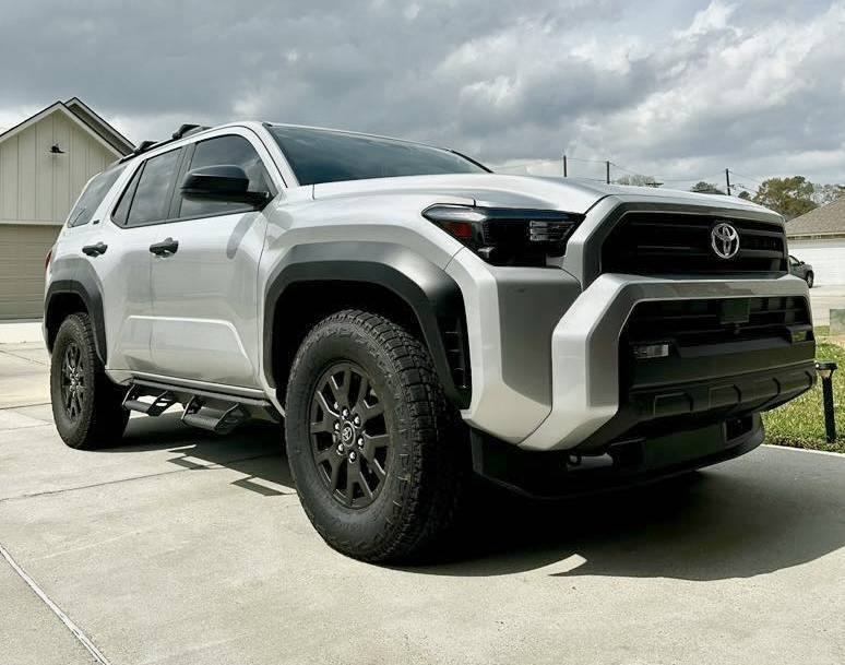 2025 4runner 6th gen 285/70/17 Tires (33's) biggest tires that fit on stock SR5. No lift & no rub (photos) 285:70:17 Nitto Terra Grapller Tires SR5 2025 Toyota 4Runner 6th gen