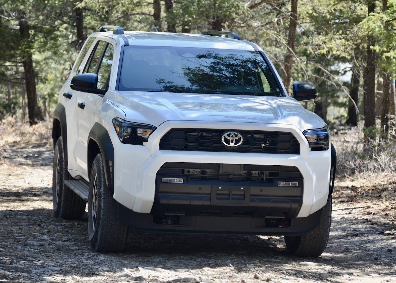 2025 Toyota 4runner ICE CAP WHITE Photos 4Runner 6th Gen (2025+) DD34CEA14R2