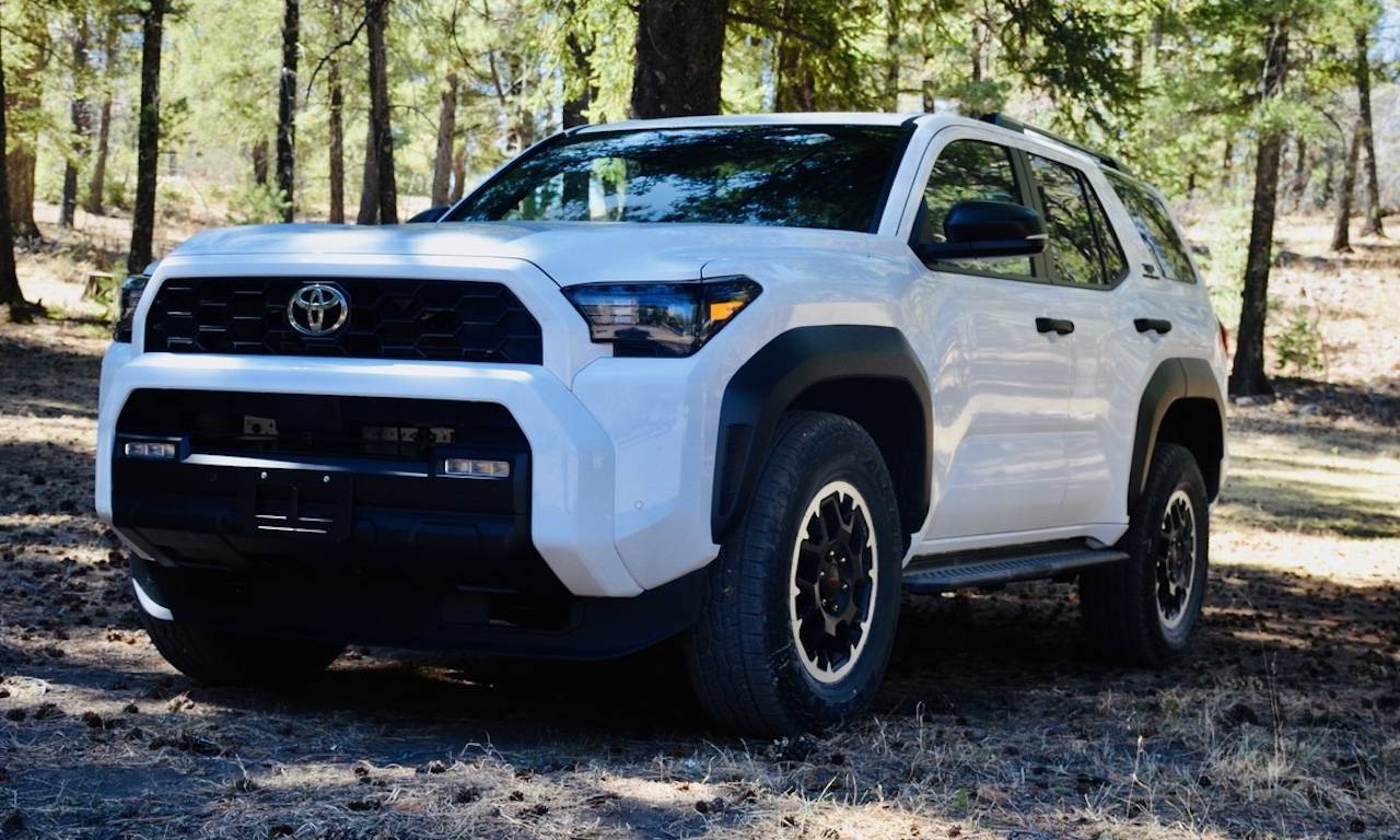 2025 Toyota 4runner ICE CAP WHITE Photos 4Runner 6th Gen (2025+) CD6E7B2B4R1