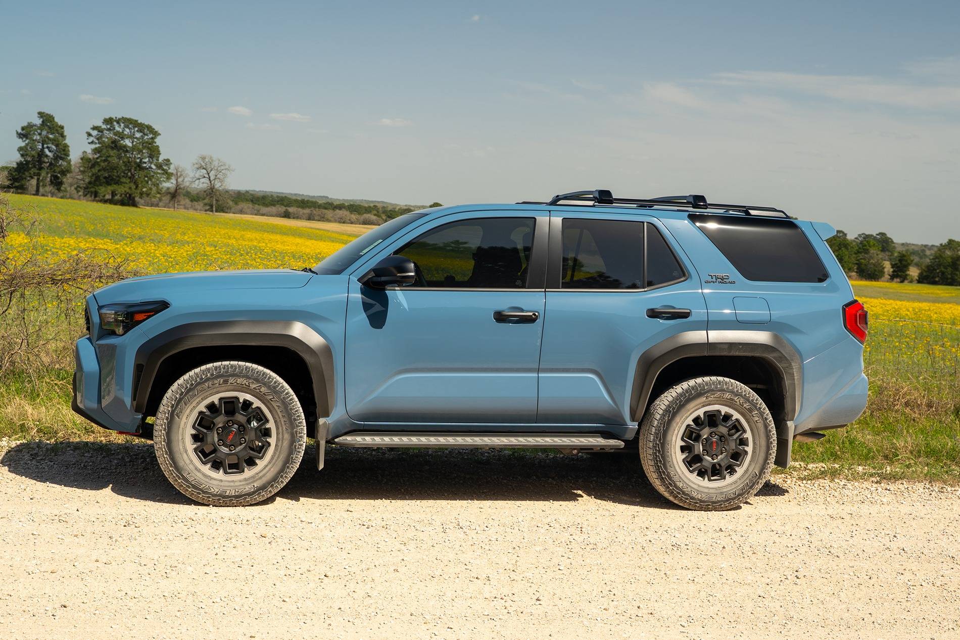 2025 4runner 6th gen Heritage Blue Off-Road Premium - Chill Daily Driver _HC_6742