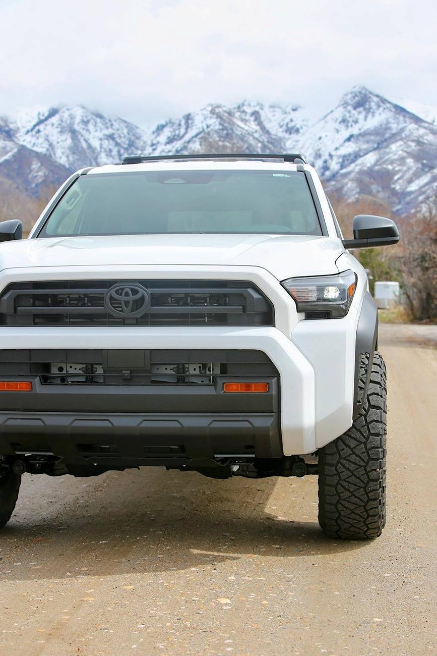 2025 Toyota 4runner ICE CAP WHITE Photos 4Runner 6th Gen (2025+) s-35-offset-nomad-wheels-bison-3-22-lift-kit-4-