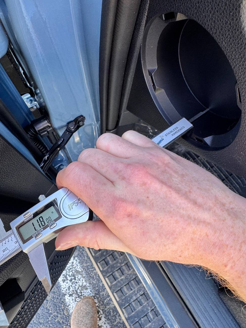 2025 4runner 6th gen $10 LED light alternative to Toyota LED Lantern (for side storage dash compartment) - VIDEO added IMG_0475