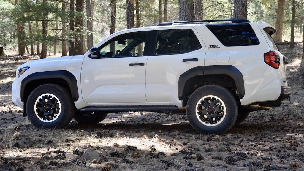 2025 Toyota 4runner Random Daily Photos of the Day Thread - Post Your 4Runner Pics! 📸 AE190948-0546-4426-BD7D-DD1FD8B698A1_1_105_c