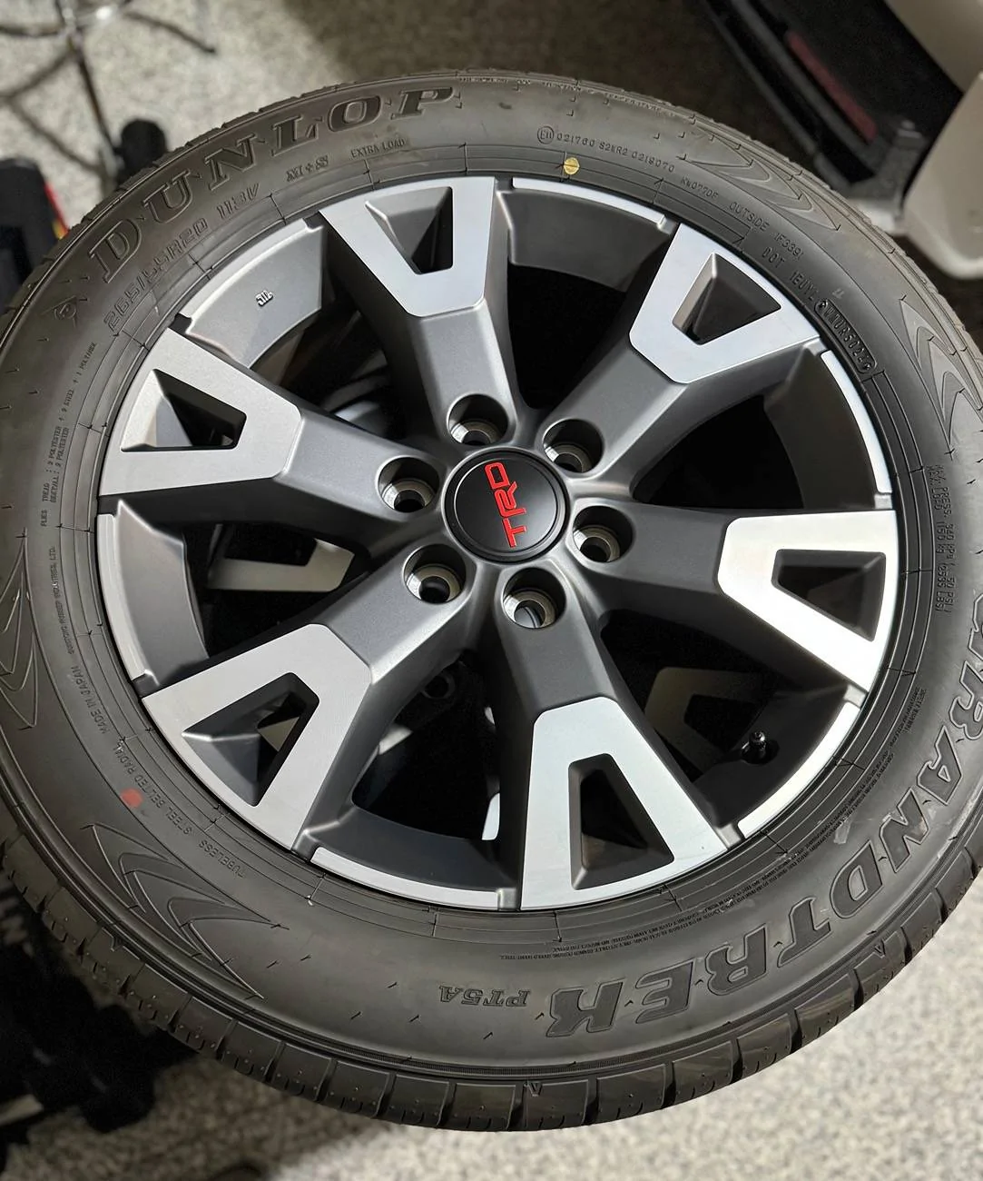 2025 4runner 6th gen Factory Wheels and Tires (TRD Sport Premium) IMG_2876