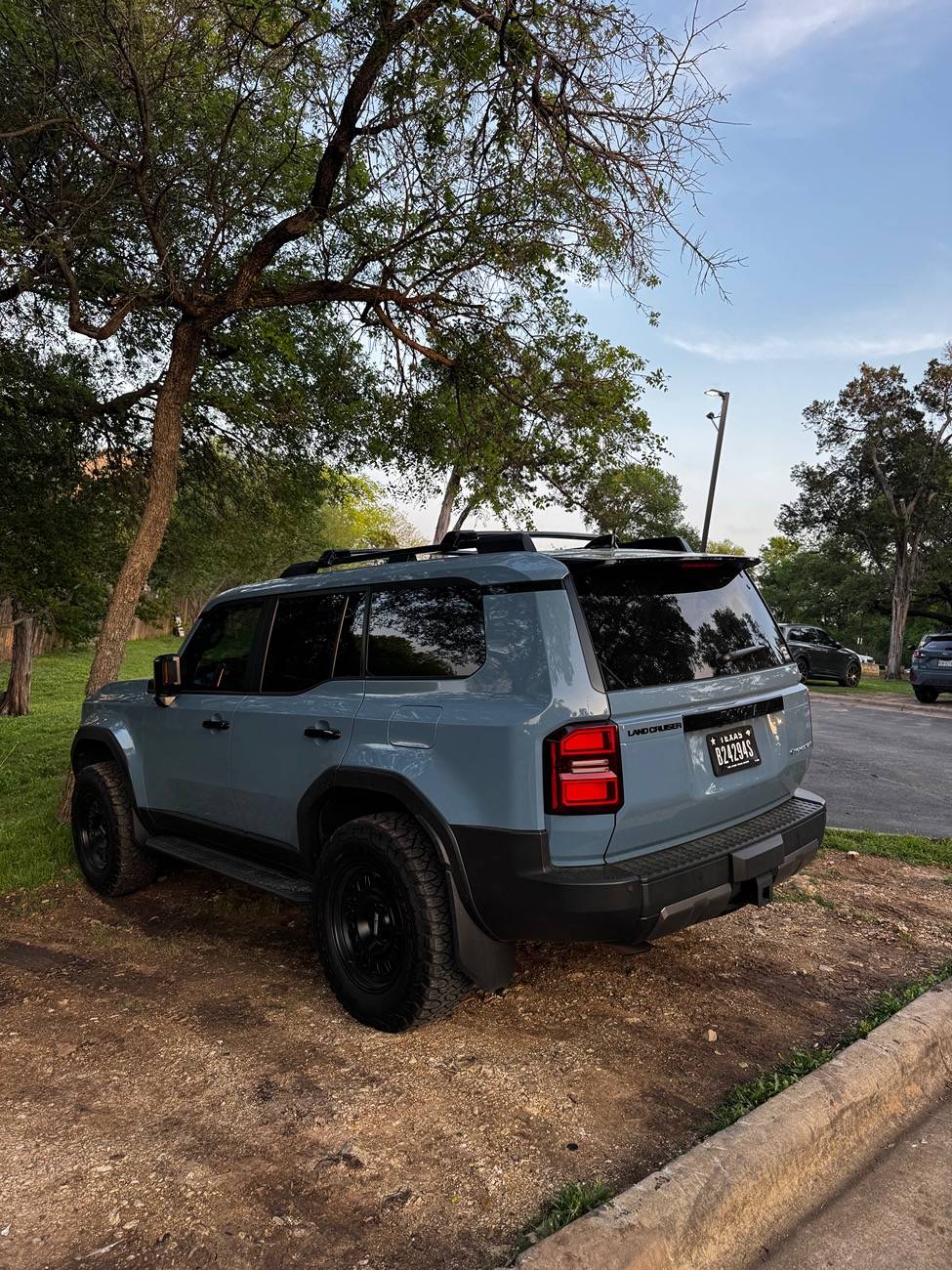 2025 Toyota 4runner Heritage Blue color on 4Runner Vs Land Cruiser (they look different) IMG_8096