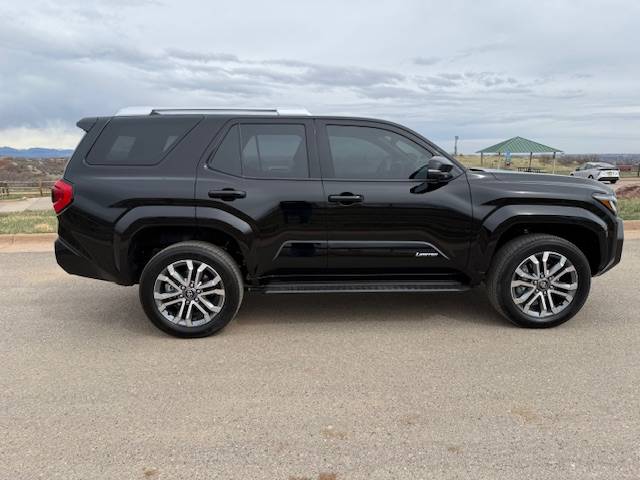 2025 4runner 6th gen BLACK Photos 4Runner 6th Gen (2025+) image10-jpe