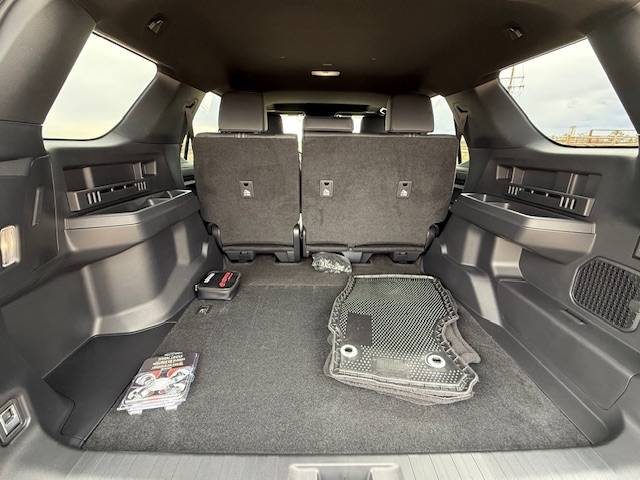 2025 4runner 6th gen BLACK Photos 4Runner 6th Gen (2025+) image2-jpe
