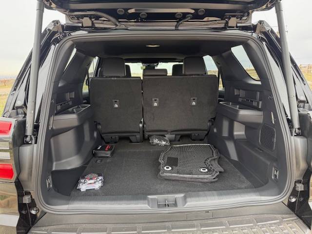 2025 4runner 6th gen BLACK Photos 4Runner 6th Gen (2025+) image3-jpe