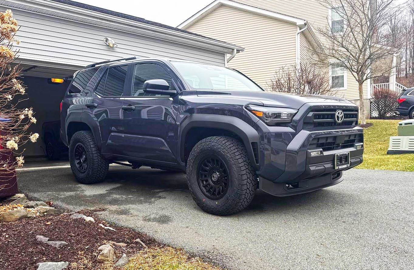 2025 Toyota 4runner UNDERGROUND Photos 4Runner 6th Gen (2025+) SR5 285:70:17 Wildpeak AT4W tires on +25mm Wheels (Icon Alloys Recon SLX 17x8.5) 2
