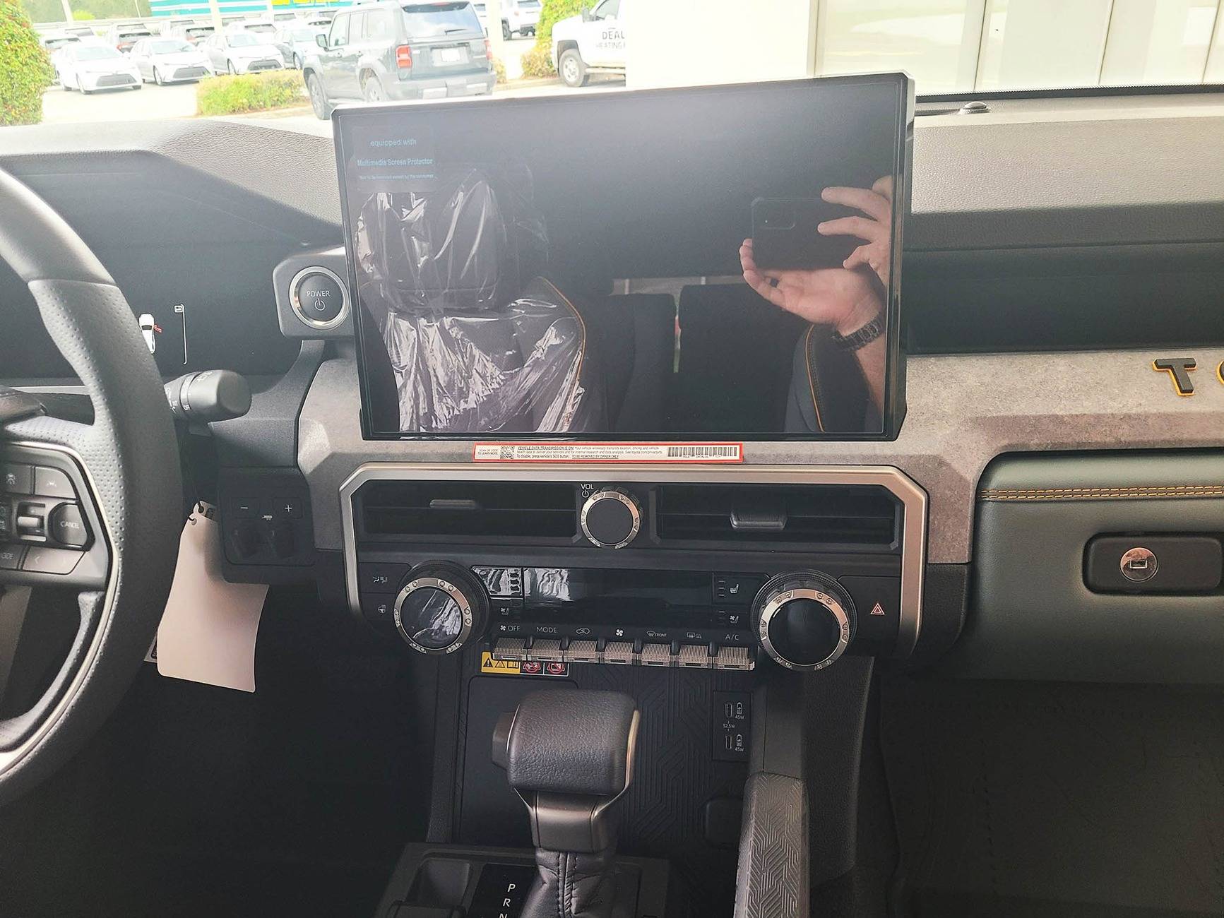 2025 4runner 6th gen Trailhunter 2025 4Runners arrive! (Ice Cap & Everest Pics) Ice Cap 4Runner Trailhunter 6th gen dealer exterior interior 6