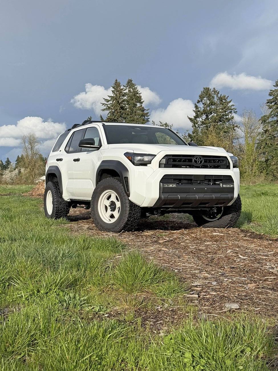 2025 Toyota 4runner ICE CAP WHITE Photos 4Runner 6th Gen (2025+) fset-wheels-and-33s-on-2025-4runner-6th-gen-1-jpe