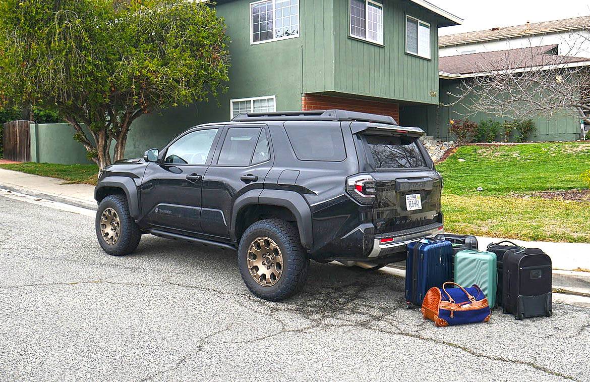 2025 4runner 6th gen BLACK Photos 4Runner 6th Gen (2025+) black trailhunter 4runner