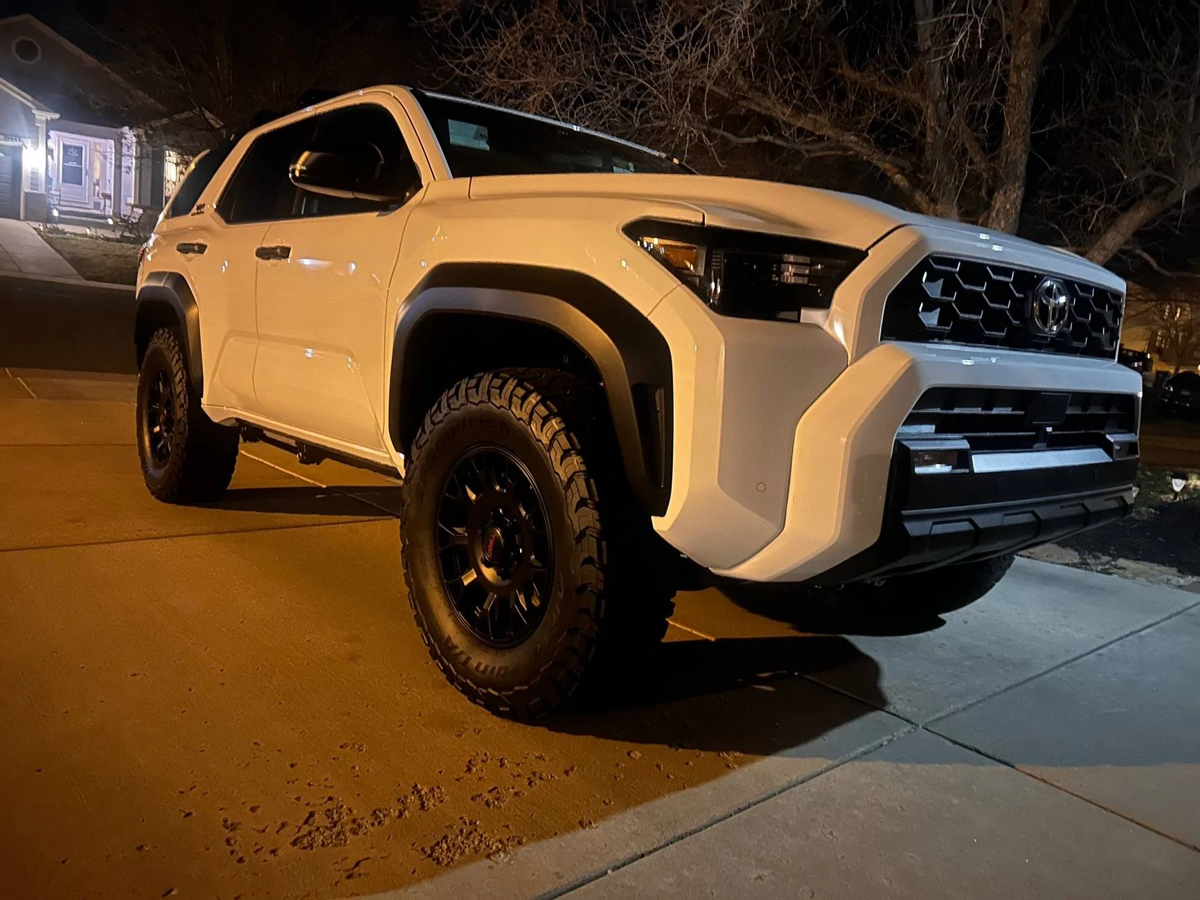 2025 4runner 6th gen New owner 2025 Ice Cap OR: 2" inch level lift. 285/70/18 BFG KO3 IMG_9827