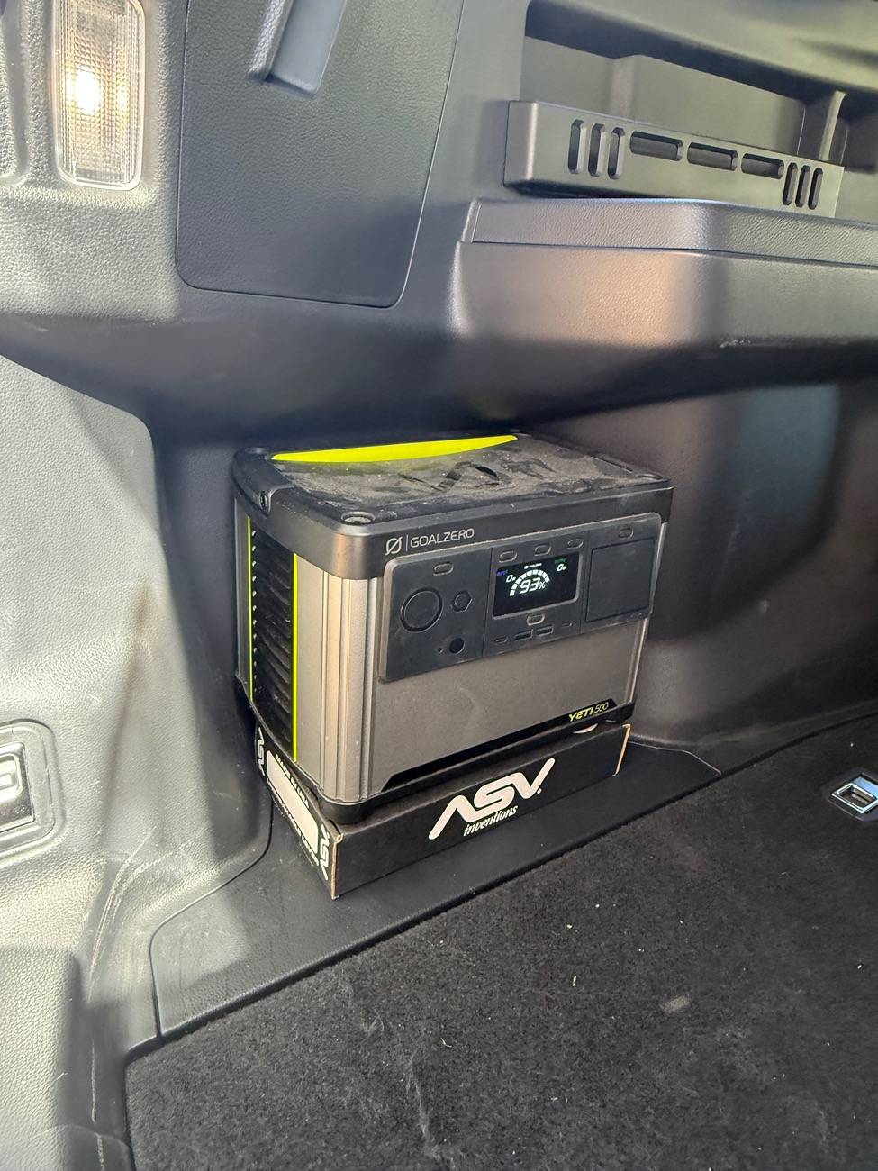 2025 4runner 6th gen Camping / sleeping bed in cargo area with Nokhu Gear Pack Rack platform & mattress IMG_2268