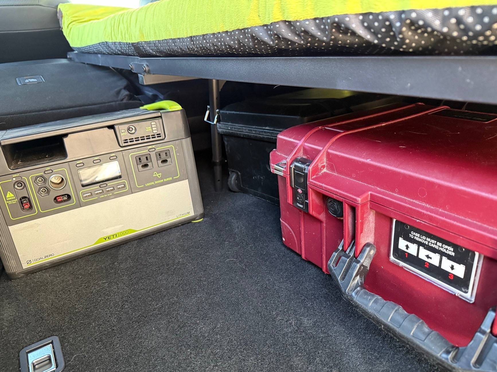 2025 4runner 6th gen Camping / sleeping bed in cargo area with Nokhu Gear Pack Rack platform & mattress IMG_2267