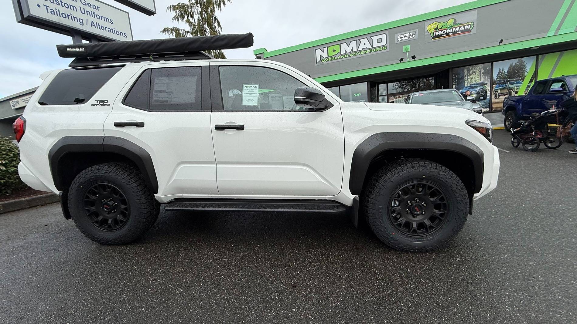 2025 4runner 6th gen "Fixed running boards" NOMAD1