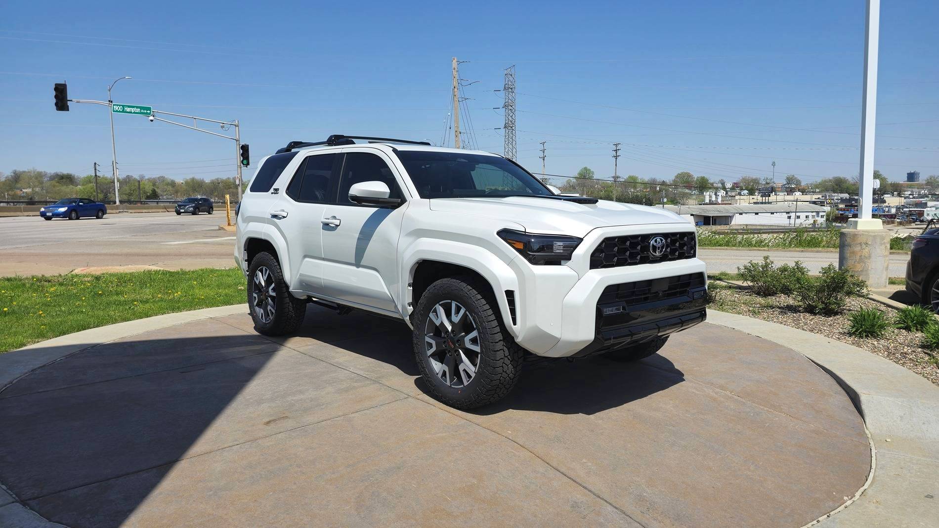 2025 4runner 6th gen TRD Sport 20" wheels on bigger tires: 275/60/20 Falken Wildpeak AT4W Tires (275/60R20) 2025 4Runner TRD Sport 275:60:20 Falken Wildpeak AT4W tires 5
