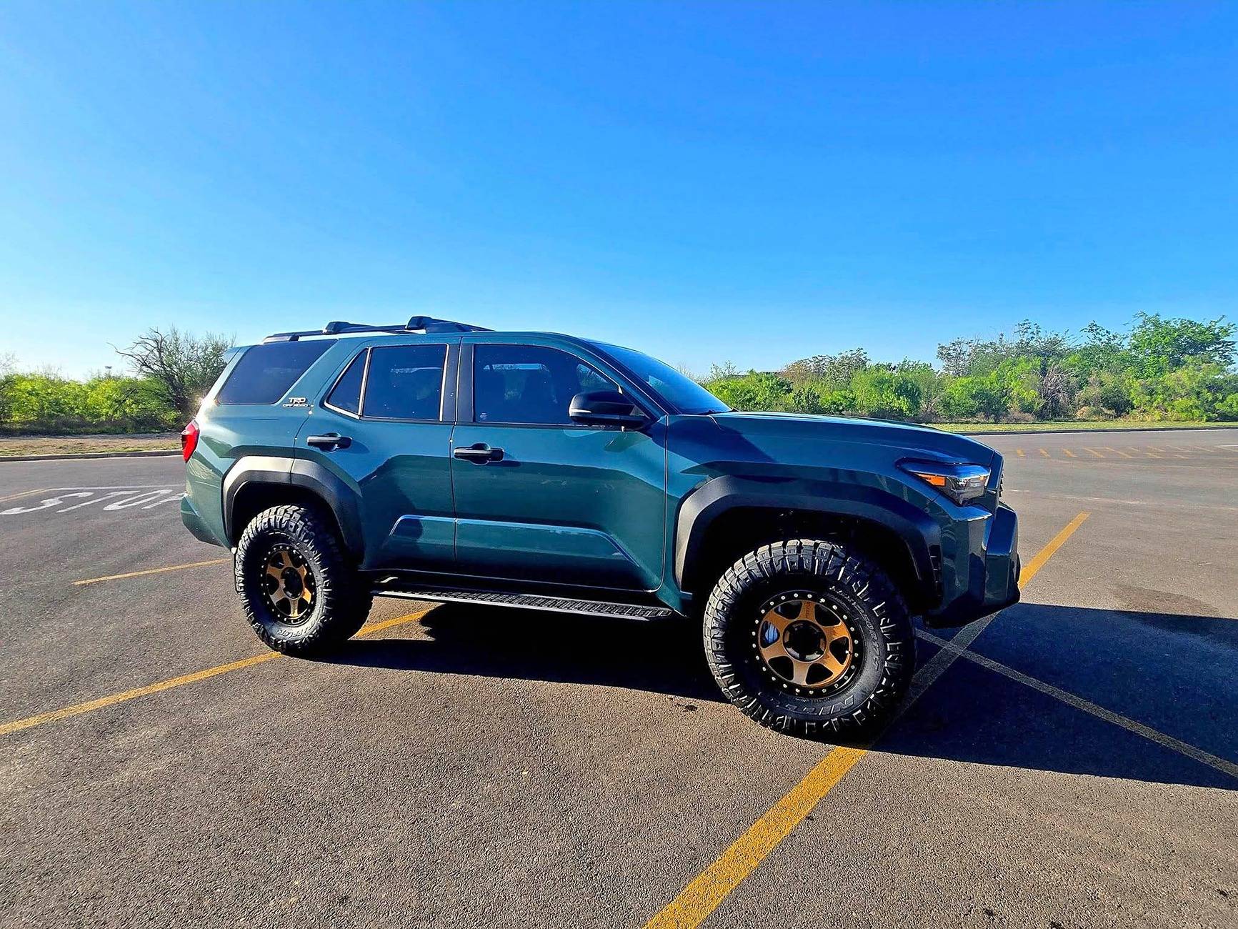 2025 4runner 6th gen 35's Tires (35x12.5R17 Ridge Grappler) and Method 310 Wheels (+35 offset) and Westcott Precollar Lift 35's Tires (35x12.5R17 Ridge Grappler) and Method 310 Wheels (+35 offset) and Westcott Precoll