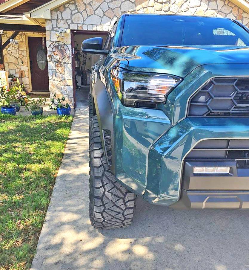 2025 4runner 6th gen 35's Tires (35x12.5R17 Ridge Grappler) and Method 310 Wheels (+35 offset) and Westcott Precollar Lift 35%22 Inch Tires (35x12.5R17 Ridge Grappler) and Method 310 Wheels (+35 offset) and Westcott P