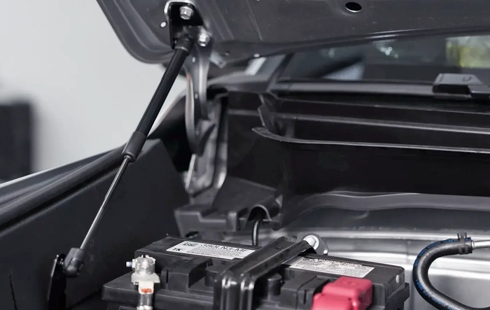 powoq Hood Struts for a smooth, effortless lift