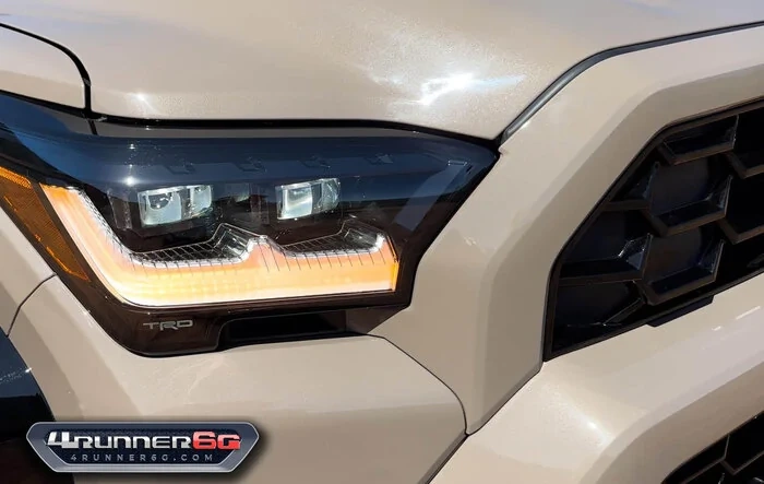 Mudbath is a metallic color - photo