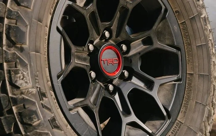 Factory Wheels / Factory Tires (Brand & Sizes)