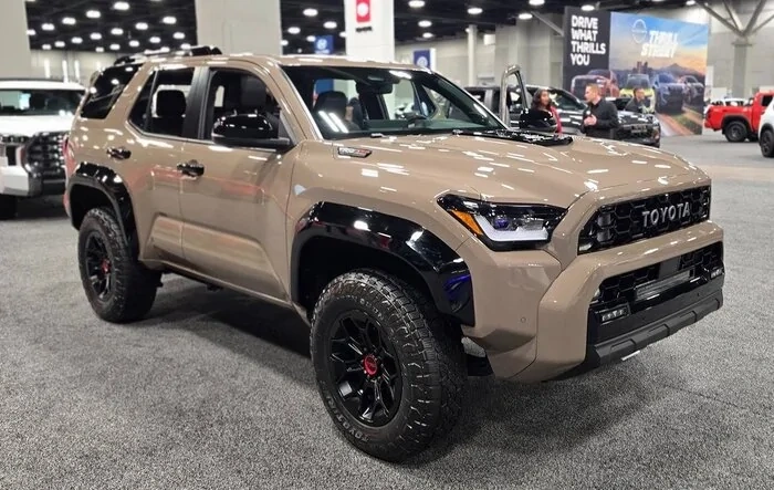2025 4Runner TRD Pro in Mudbath @ St. Louis Auto Show - Photos and Comparison by 5th Gen Owner