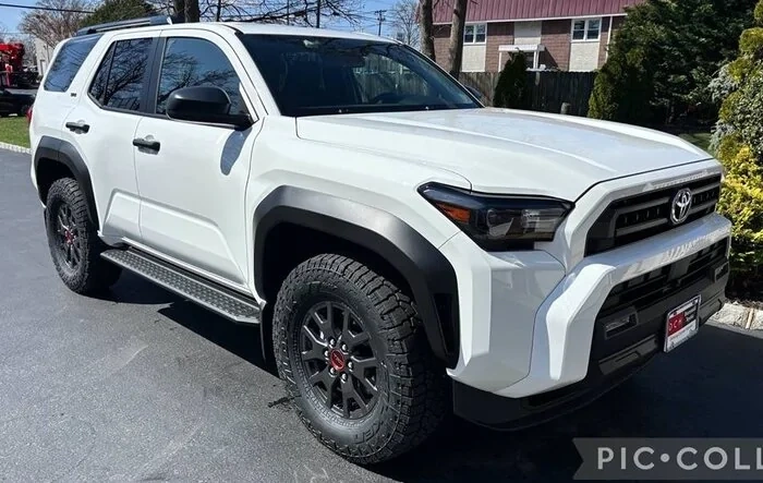 SR5 Tire Upgrade: Falken Wildpeak 285/70/17 AT4W (33" 33's). No lift no rub