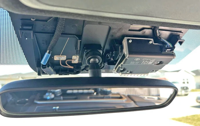 How-to remove plastic shroud cover around rear view mirror - DIY (for auto dimming mirror w/ compass & homelink install)