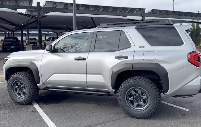 SR5 Build: Method 708, 1.5" Level Kit, KO3 Tires, ARB Air Compressor, Katzkin Leather Seats Covers