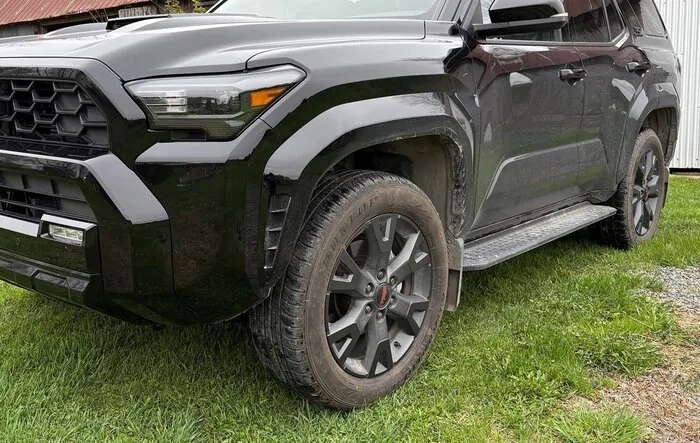 Rave Off-Road  Vinyl Blackout Kit for TRD Sport Wheels (Before & After Install Photos)