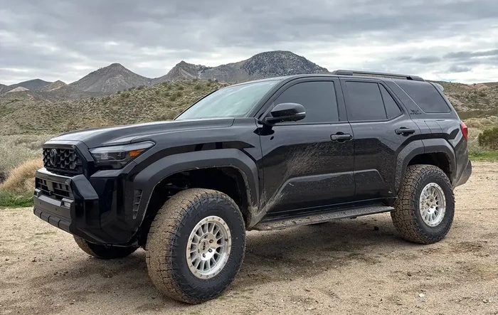 ARB OME MT64 suspension, SSW Dakar Evo +25, Falken AT4W 285/75/17 on 4Runner TRD ORP