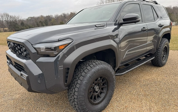 ORP Build - ReadyLIFT 3" SST lift - ICON Wheels - Toyo 35s - CBI Rock Sliders and Skids