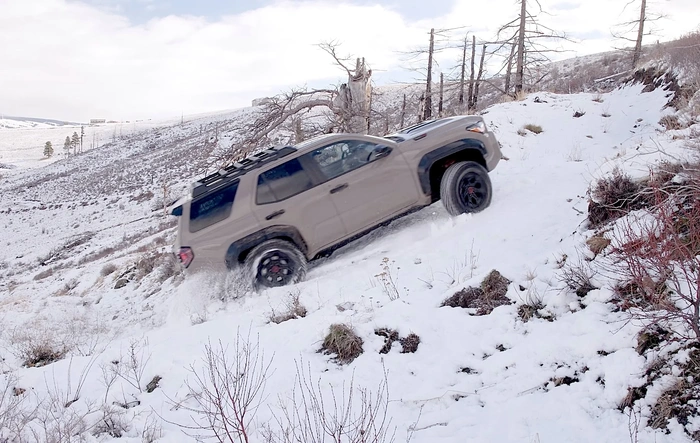 Review: 2025 / 2026 4Runner TRD Pro Snow Test at Mountain Test Course (Driving Sports TV)