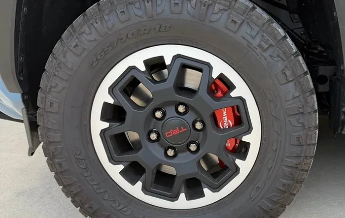 Big Brakes Upgrade Installed [Update]: Power-Brake 6 piston system, new rotors pads, SS lines