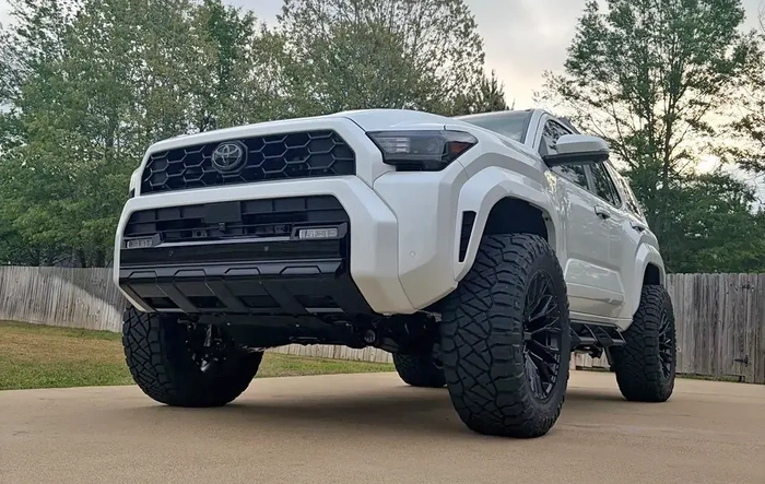 Wife’s New TRD Sport on 35's, 3.5" Rough Country Lift, 20" Fuel Rebar wheels